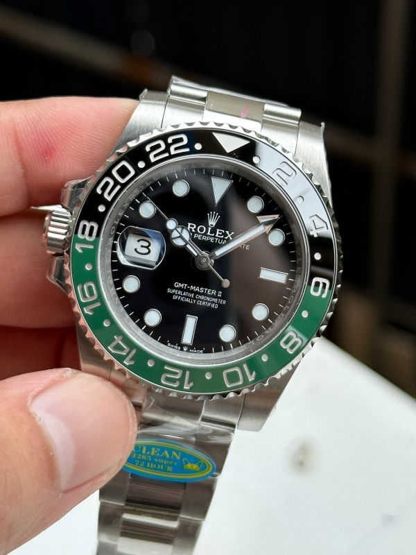 Watch0193