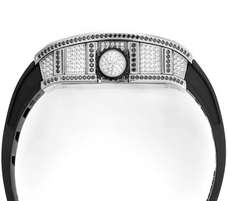 Watch0780