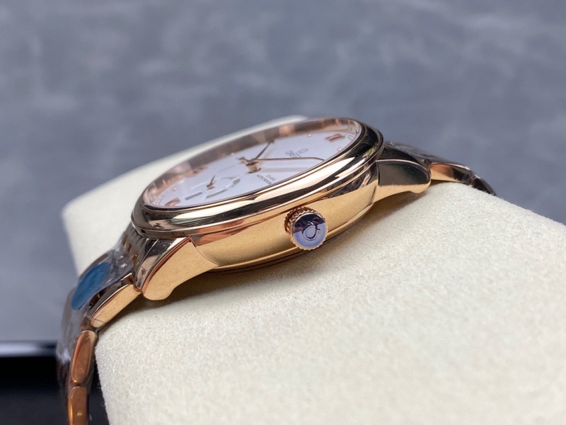 Watch0598