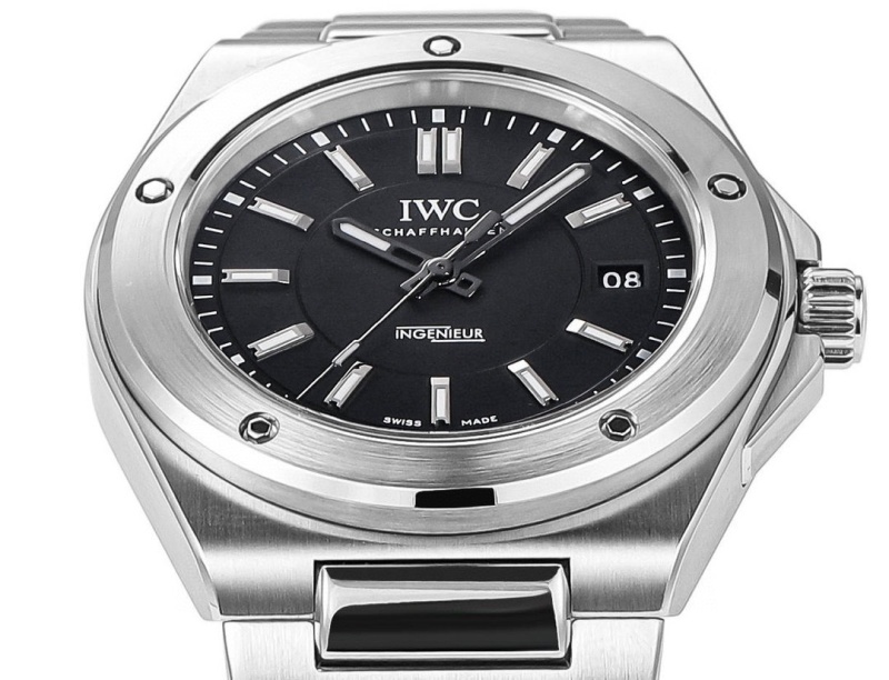 Watch0773