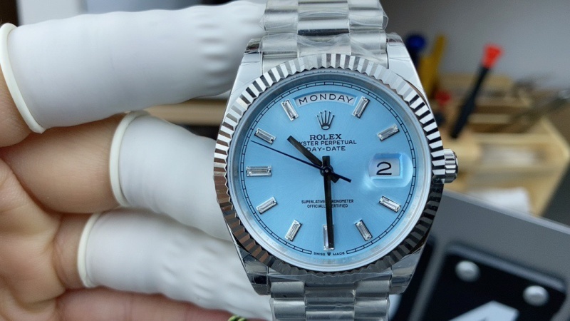 Watch0212