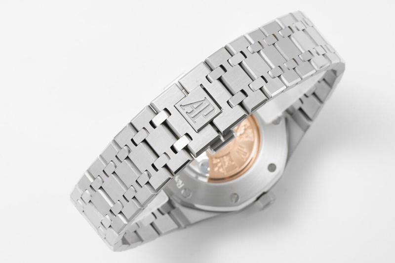 Watch0066