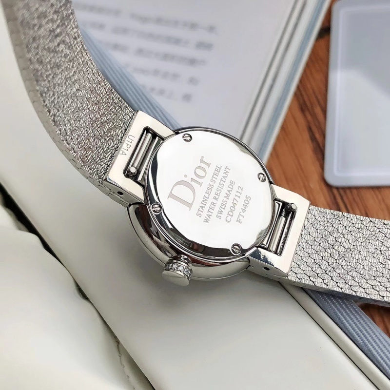 Watch0825