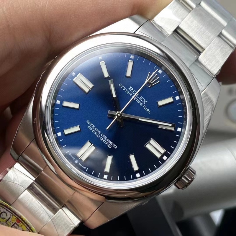 Watch0761