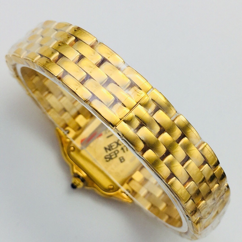 Watch0671