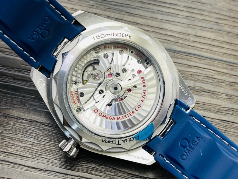 Watch0182