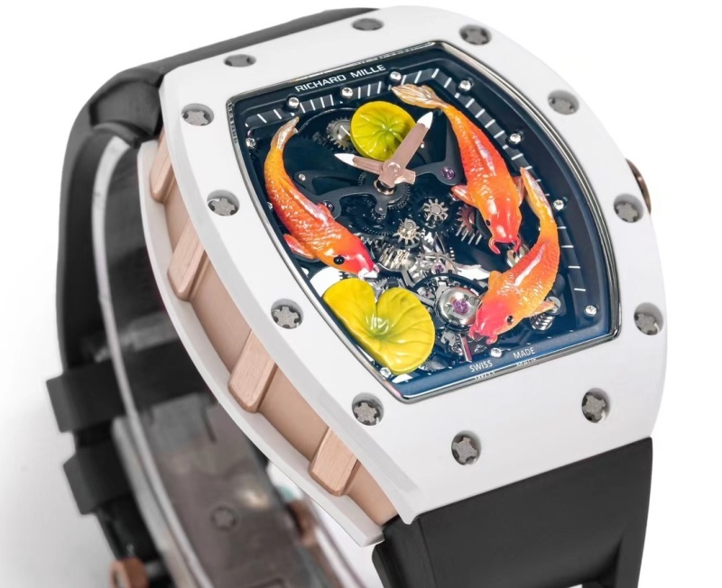 Watch0700