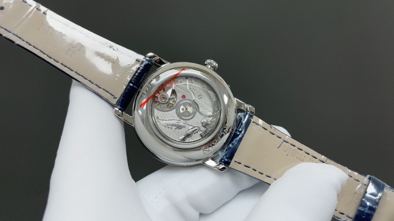 Watch0588
