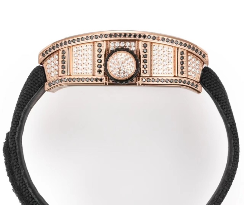 Watch0702