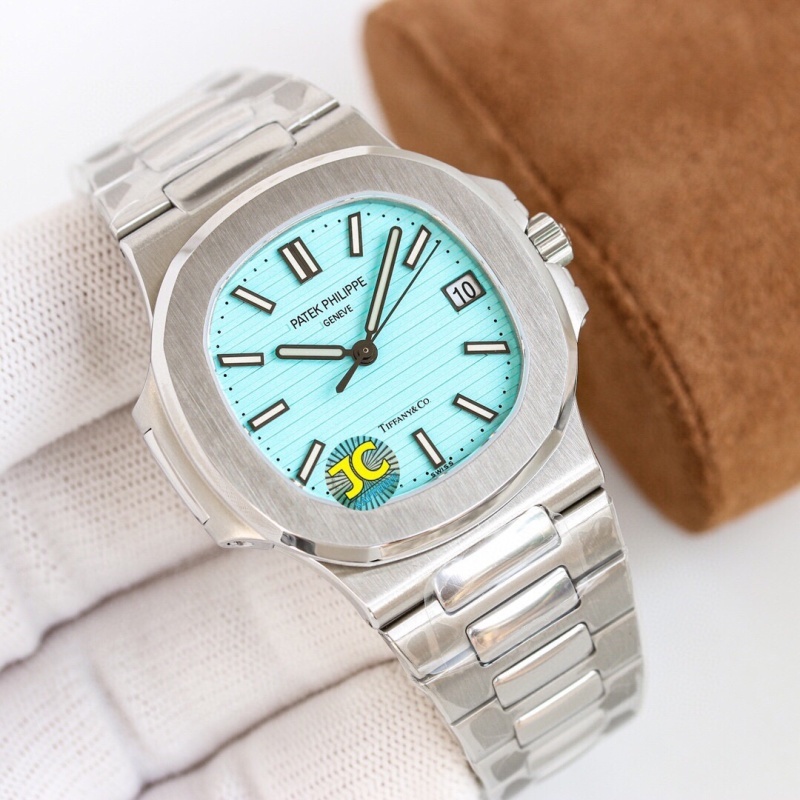 Watch0030