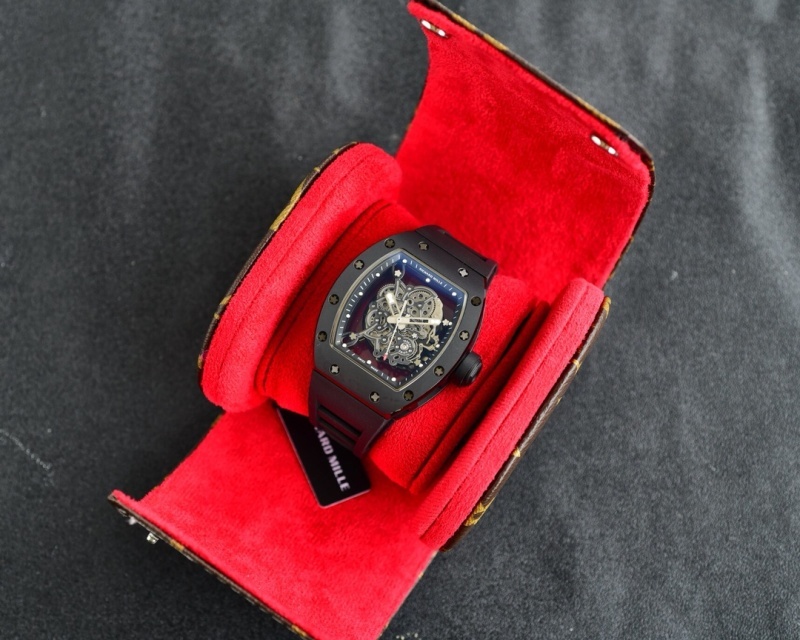 Watch0253