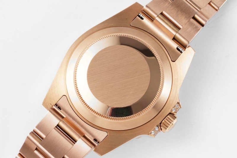 Watch0649