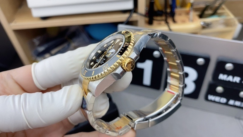 Watch0202