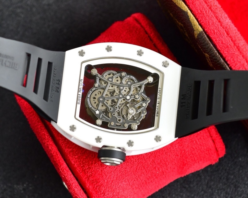 Watch0254