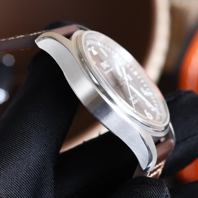 Watch0381