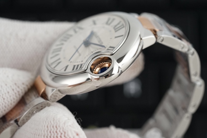 Watch0754