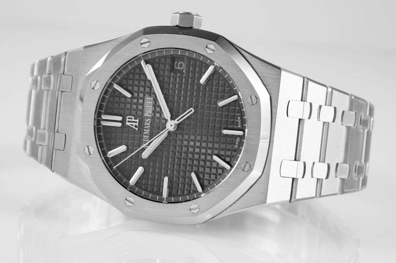 Watch0631