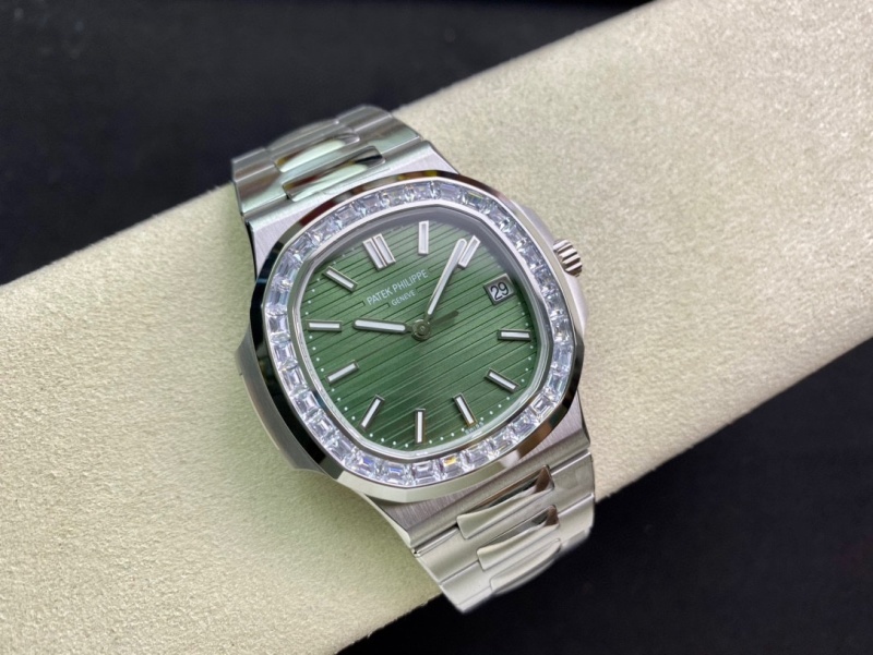 Watch0172