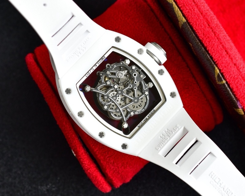Watch0256