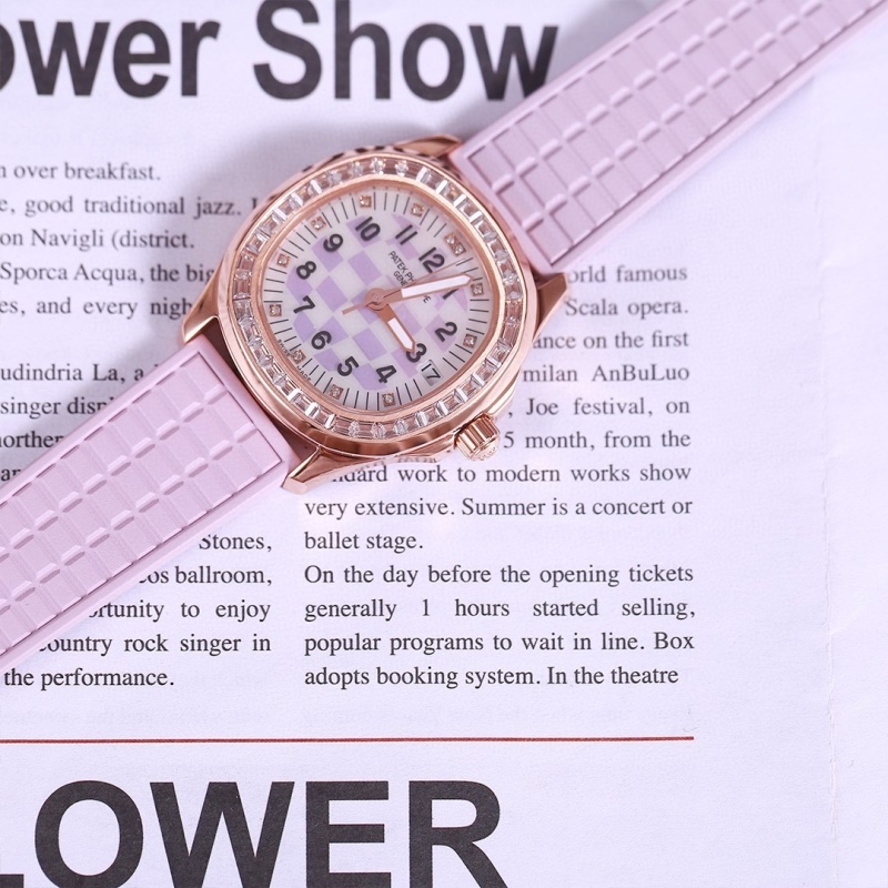 Watch0573