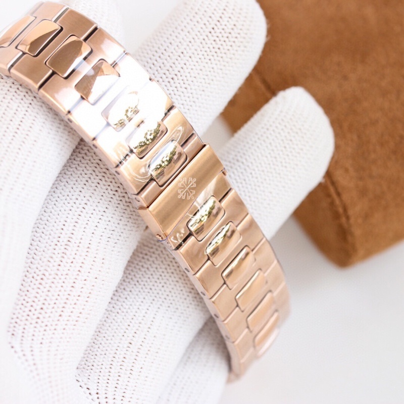 Watch0032