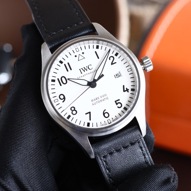Watch0380