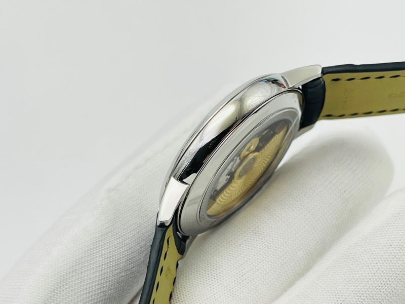 Watch0121