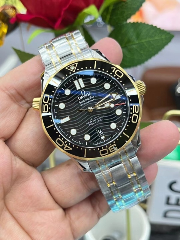 Watch0424