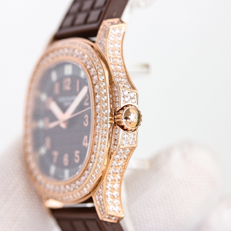 Watch0637