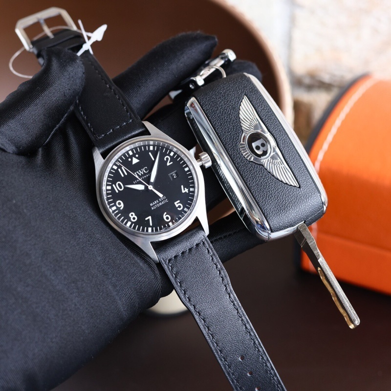 Watch0383