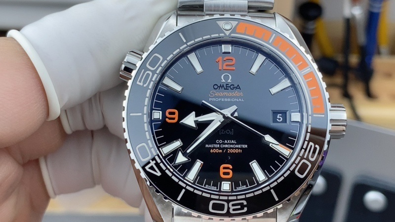 Watch0206