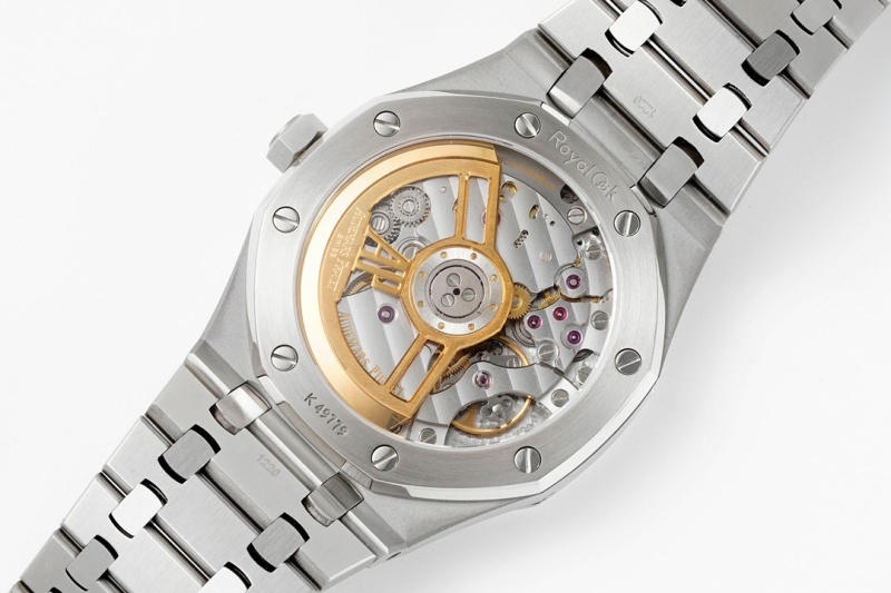 Watch0664
