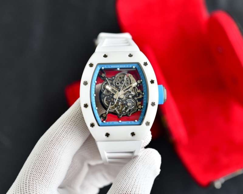 Watch0251