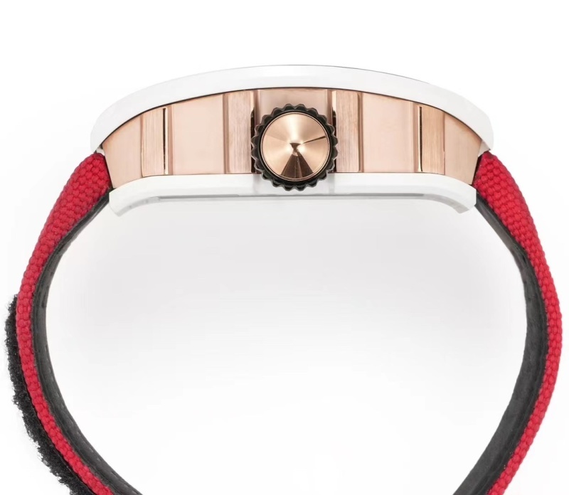 Watch0699