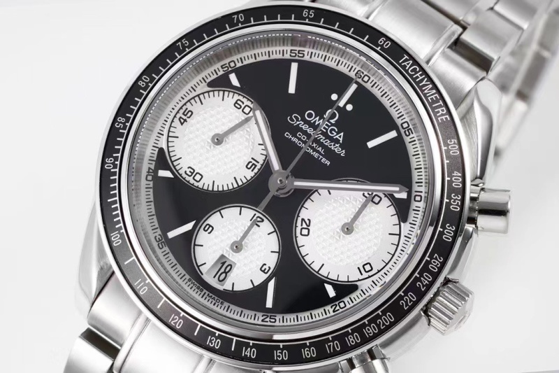 Watch0835