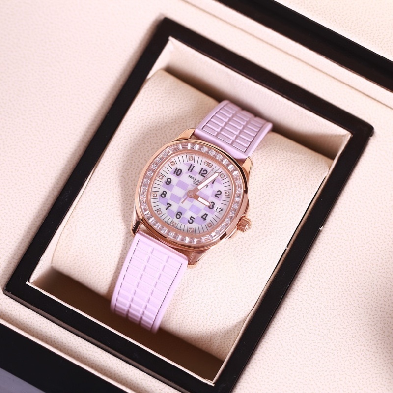Watch0573
