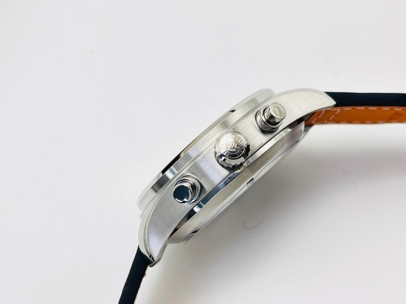 Watch0104
