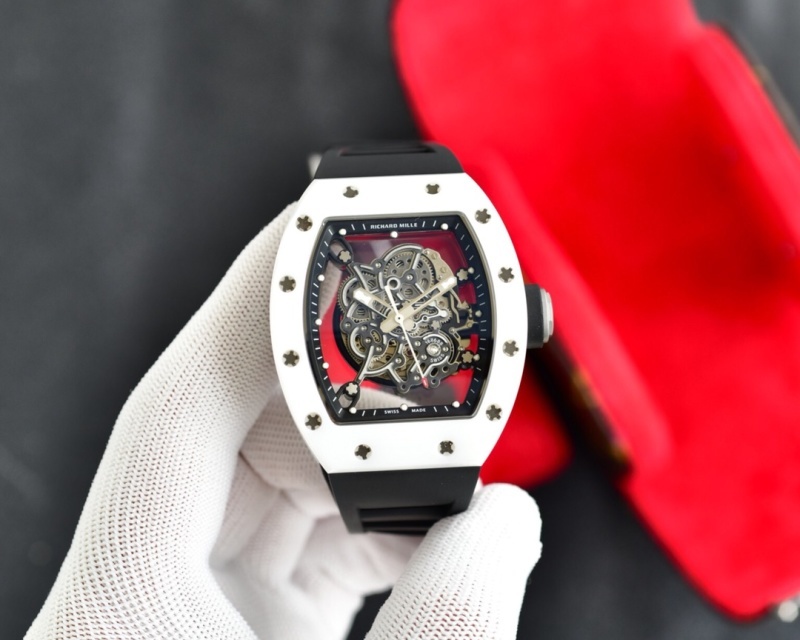 Watch0254