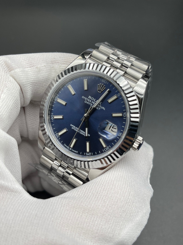 Top watch 0123