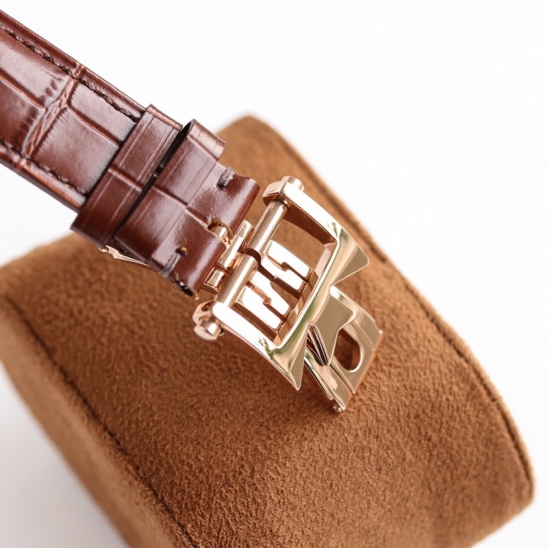 Watch0581