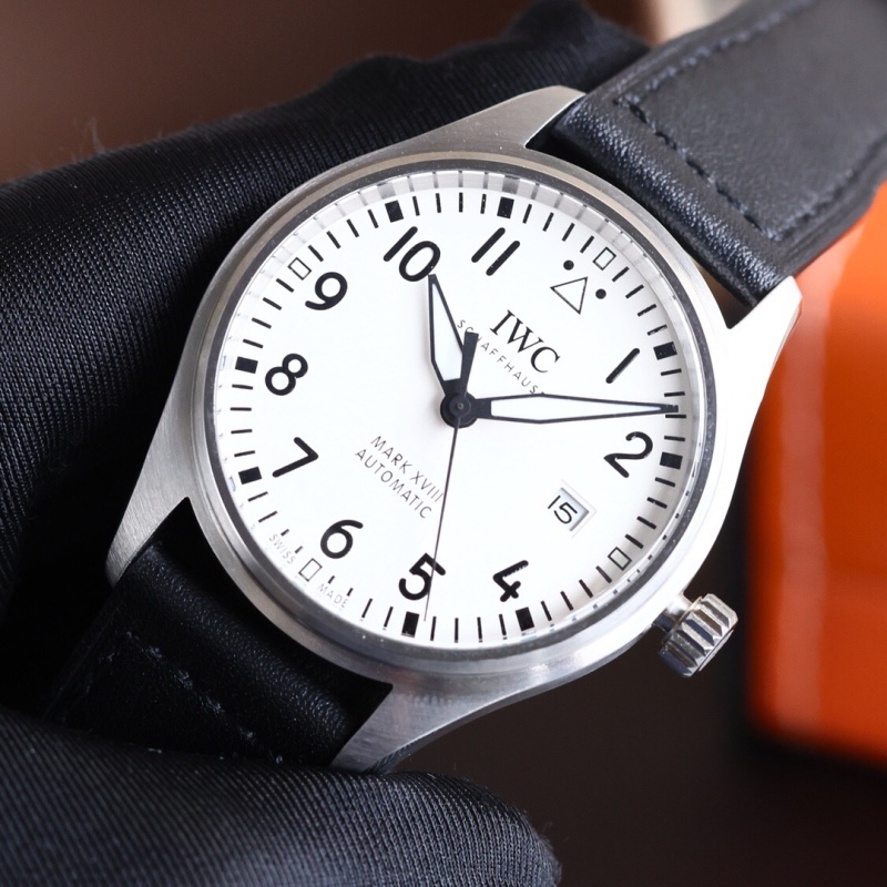 Watch0380