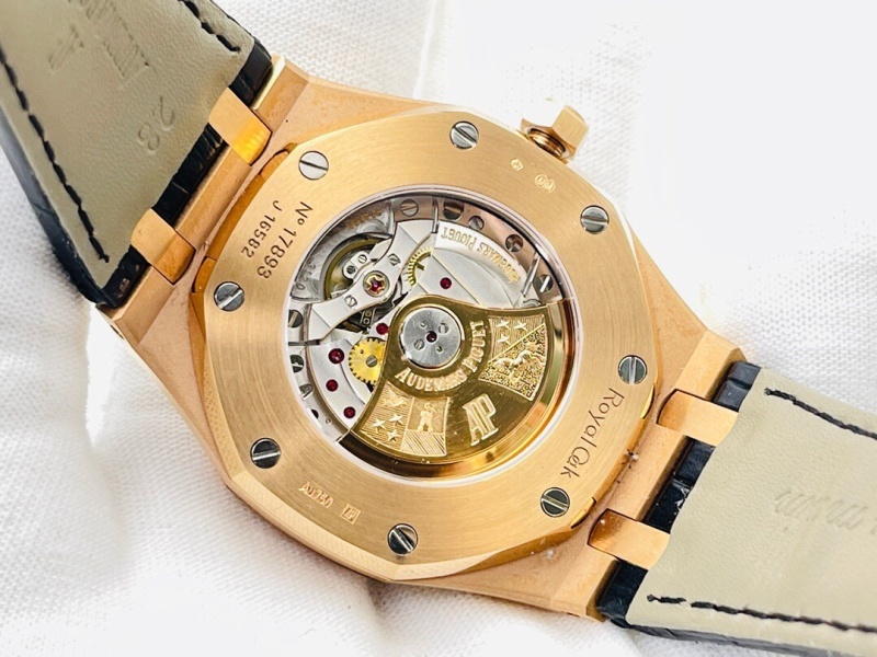 Watch0049