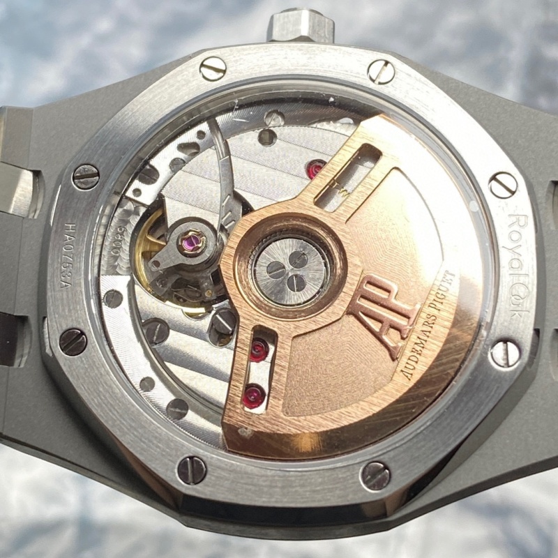 Watch0132