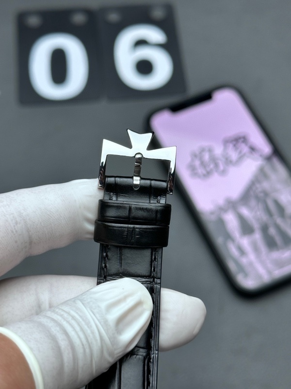 Watch0646