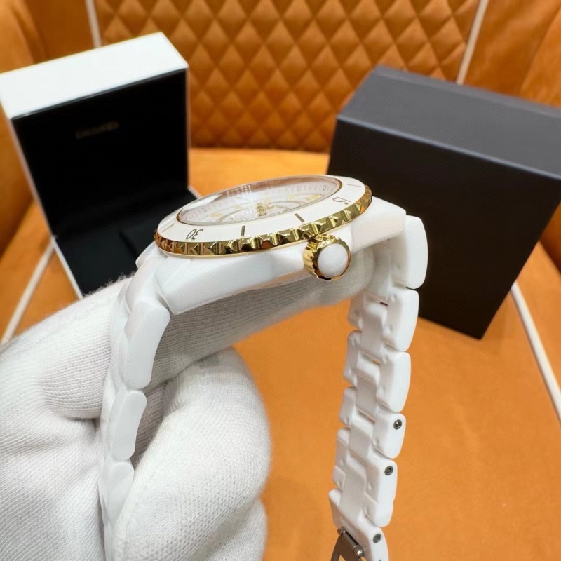 Watch0045