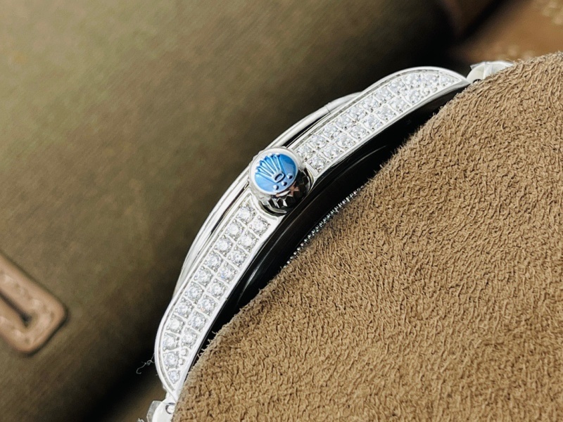 Watch0295
