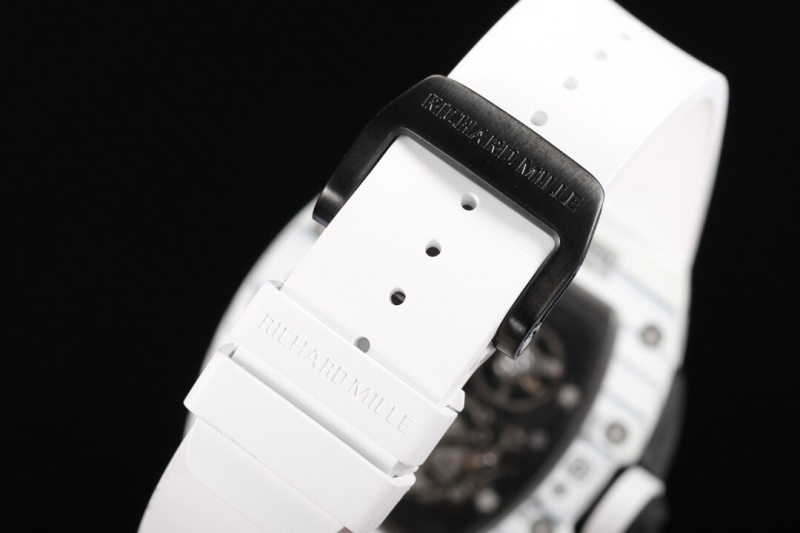 Watch0140