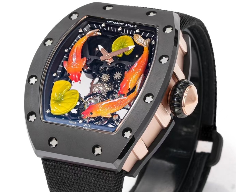 Watch0694