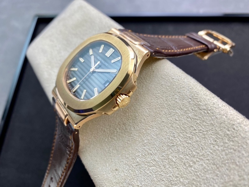 Watch0174