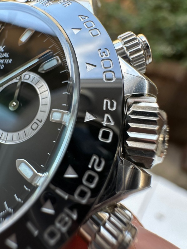 Watch0194